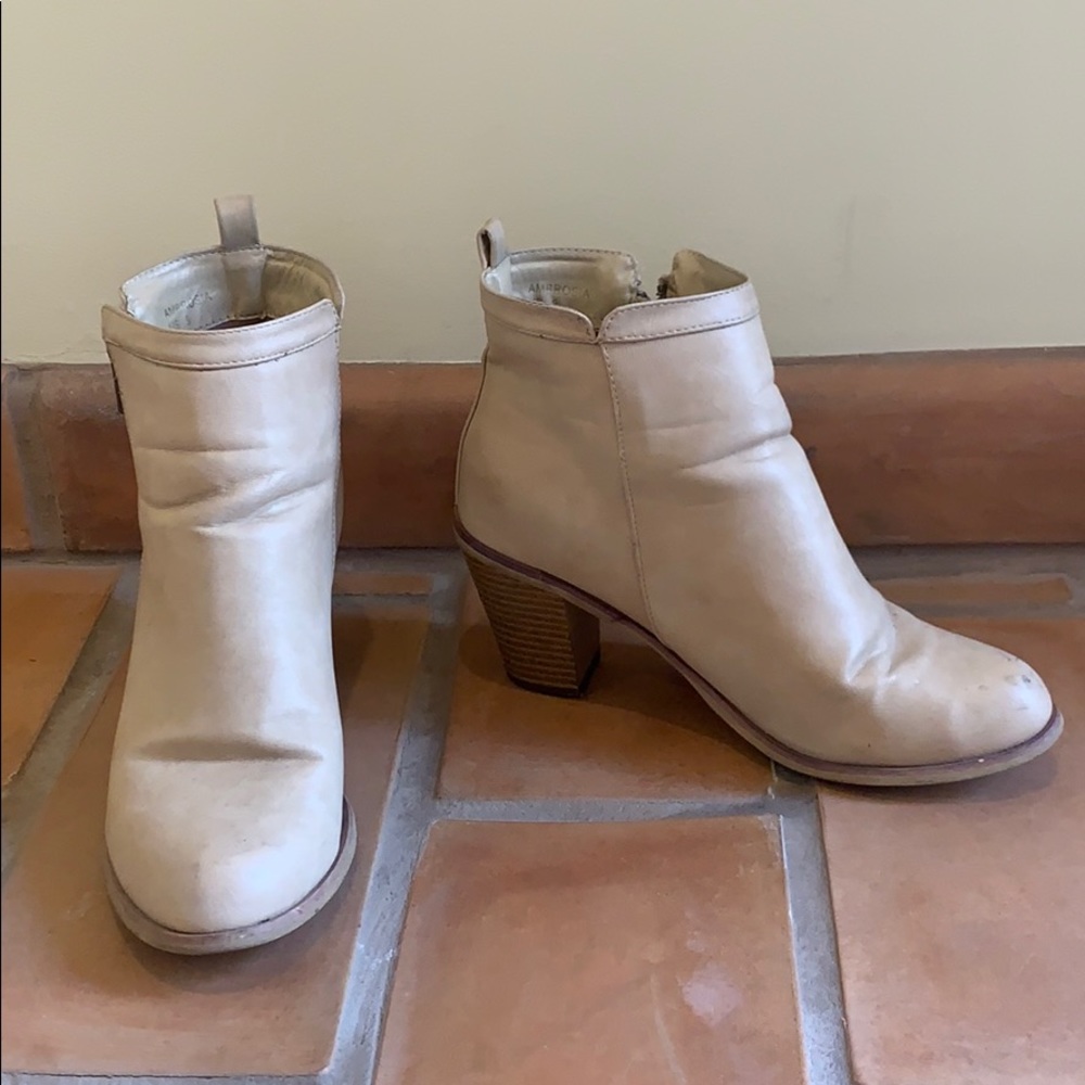 Cream / Tan Color Booties